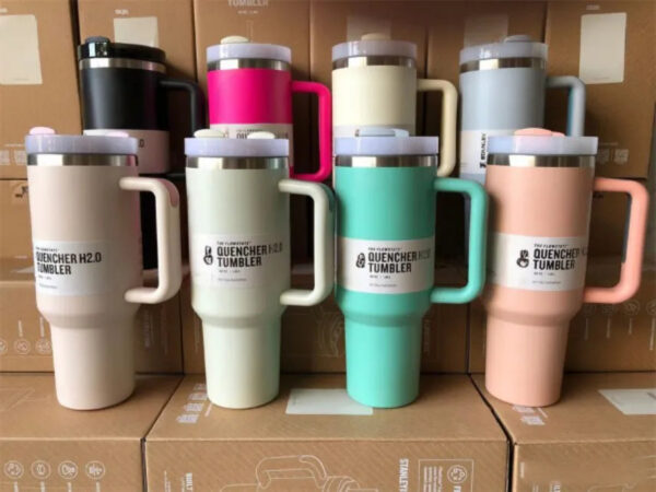 a849ef5f5b81a029 Camelia Pink Gradient Parade Black Chroma With 1:1 H2.0 40oz Stainless Steel Tumblers Cups with Silicone handle Lid Straw Travel Car mugs Water Bottles US STOCK