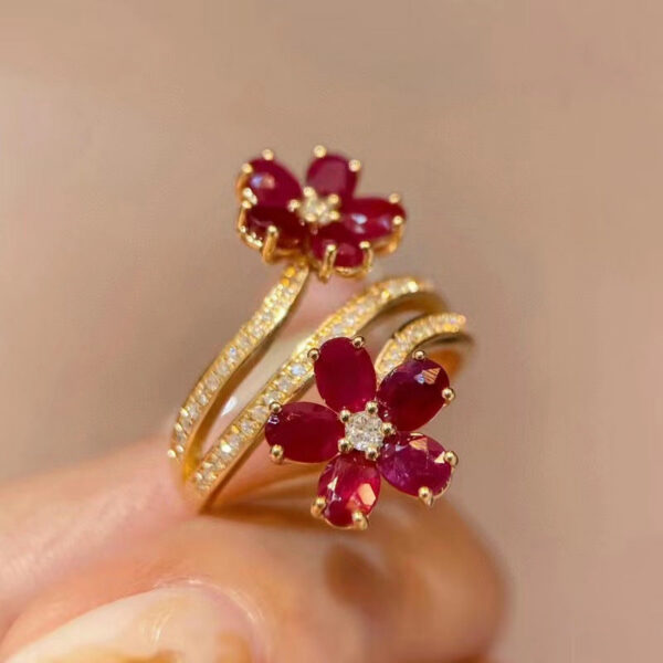 aa5af3305bc5d341 Vintage Delicate Floral Ruby Female Stamp Temperament Inlaid Full Of Diamond Opening Ring Party Birthday Gift