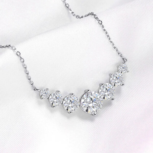 Smyoue 1.7-5CTTW All Moissanite Necklace for Women Smile Princesses Sparkling Diamond Pendant S Sterling Sier Plated PT950