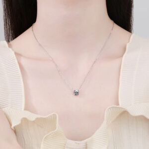 b62b5b84ee5bc34f NeeTim 1-5 Carat Moissanite Pendant Necklace For Women Sterling Sier Sparkling Diamond Wedding Party Fine Jewelry Gifts