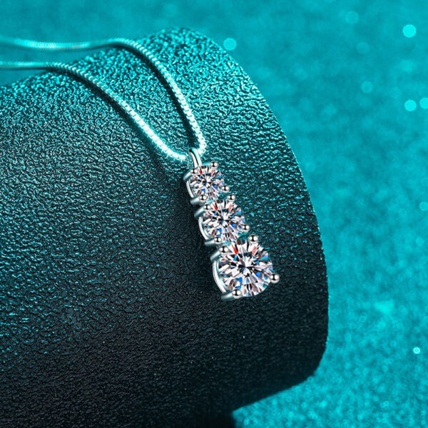 b74d3de6f5f4193d KNOBSPIN D VVS1 Moissanite Diamond for Woman Wedding Jewely with GRA Sterling Sliver Plated White Gold Necklace