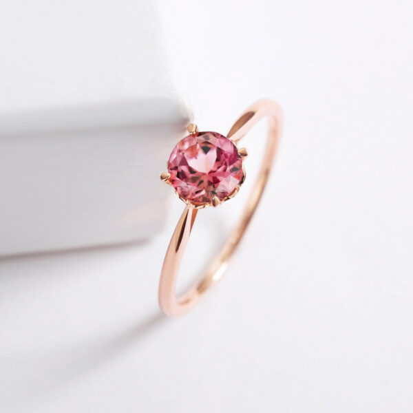 b7b72742c3c1ab78 Sterling Sier Rose gold Single diamond inlaid round candy light six-claw elegant pomegranate ruby women's ring