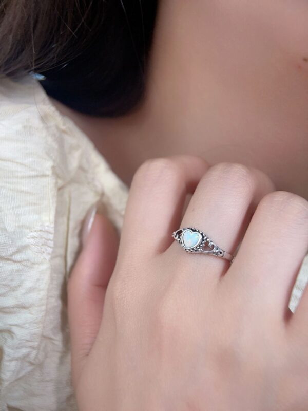 2024 Popular Heart shaped Australian Treasure S Sterling Sier with Diamonds Fashion Versatile Simple Ring for Women