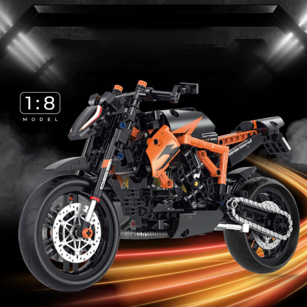 bb4fb3e6eb3e09f3 1:8 Motorbike Model Building Blocks Sets Racing Moto Bricks Toys Kids Boys Children Birthday Gifts Adult MOC Technical 579Pcs