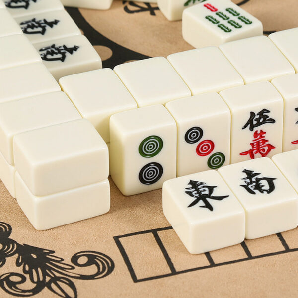 bd0eb3fdcd7c8387 26mm Mini Chinese Set Portable Traditional Bloc Mahjong 144PCS Party Board Game Two Players Funny