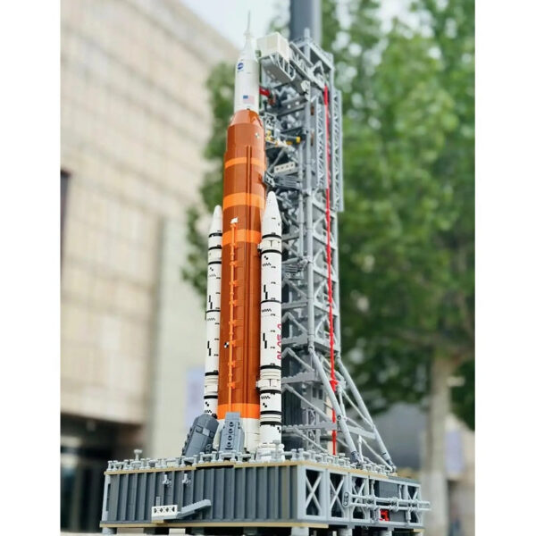 bd588222aa67a643 Super Space Shuttle Building Blocks Set, Extra Large Size Height Spaceplane, Expedition Collectible Shuttlecraft