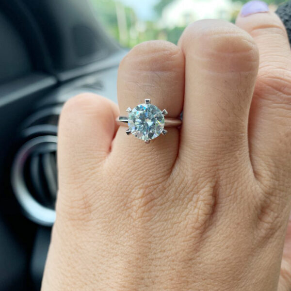 AEAW 1.0ct 3ct 5ct EF Round White Gold Plated Sier Moissanite Ring Diamond Test Passed Jewelry Woman Girlfriend Gift