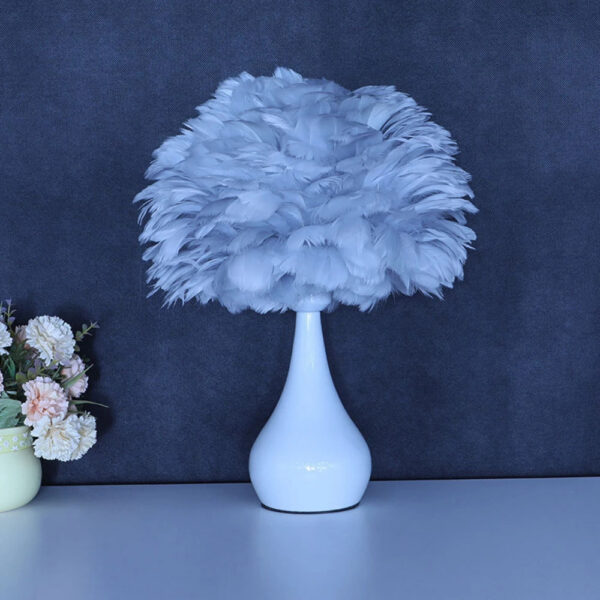 New Warm Light Table Lamp Nightlights Feather Lampshade Creative Wedding Home Bedroom Decor Birthday Gift