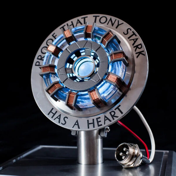 Avenger Iron Man Mk1 Arc Reactor Tony Stark Heart Of Mark Figure Led Light Model Superhero 1:1 Cosplay Toys Chest Lamp Kids Gift
