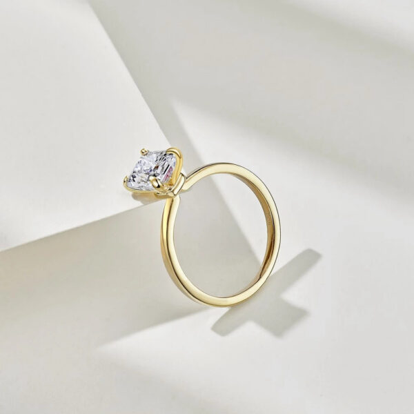 cf37fba422558df6 Vinregem Crushed Ice Cut 6*8 MM Lab Sapphire Gemstone 18K Gold Plated 925 Sterling Silver Engagement Ring for Women Jewelry Gift