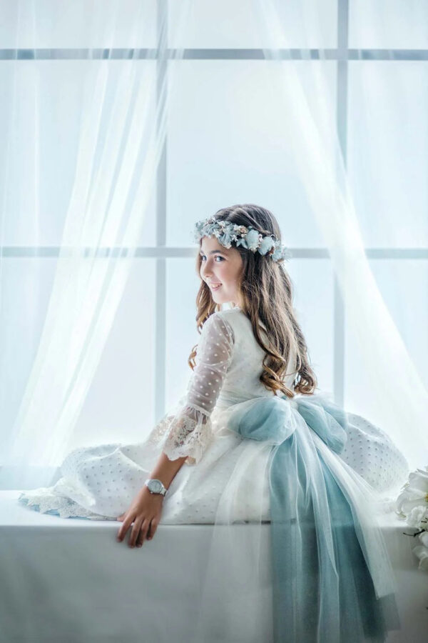 Flower Girl Dresses For Wedding Floral Appliques Long Princess First Communion Gowns With Feathers