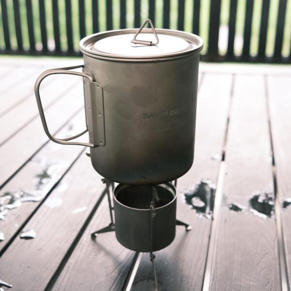 d2cba34f38998191 Dawn Deer Titan-Backpacking-Herdsystem, Tasse/tragbarer Alkoholkocher/faltbarer Göffel -750 ml Camping-Kombi (Titan-Kombi-Set)