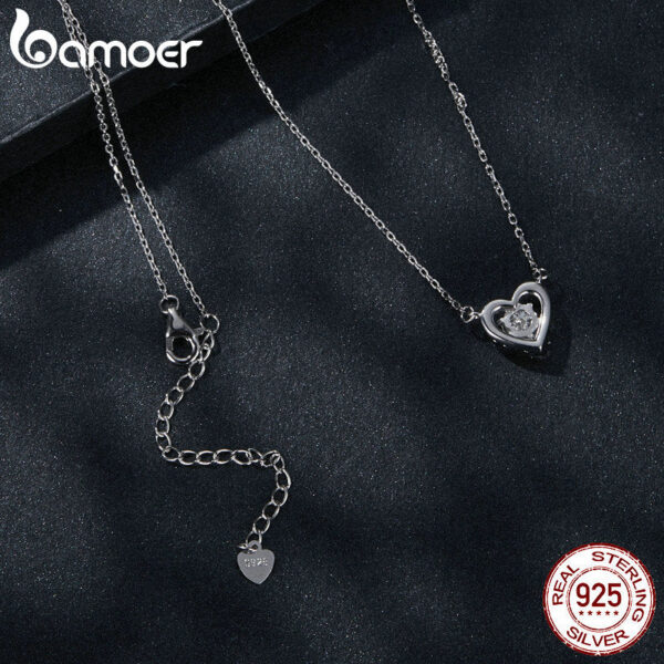 BAMOER Sterling Sier Heart Moissanite Pendant Necklace 0.5CT D Color Brilliant Round Cut Lab Created Diamond for Women