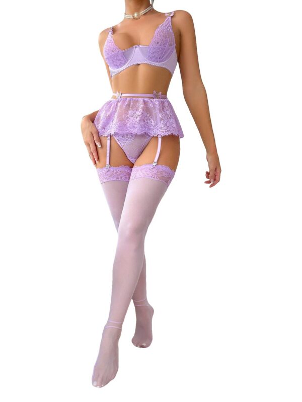 d73c1f37de83db51 WDIRARA Women's Floral Lace Push Up Garter Lingerie Set with Stockings