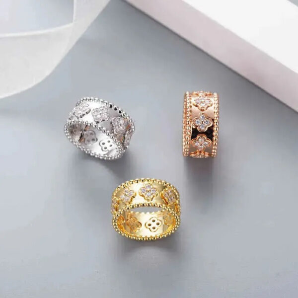 d852a9896a438b33 2024 four leaf clover cleef ring kaleidoscope rings For Women Gold sier diamond nail Ring Rings Valentine Party designer jewelryQ3
