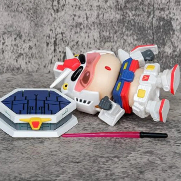 d9e51bc5d02aaa99 15CM Gundam Crayon Shan-chan Figures GD Shan-chan HIHI Cos Action Figures With Light Base Statue Model Collection Kids Toy Gifts