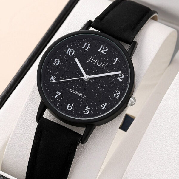 1pc Women With Qpc Fashion Casual Round Pointer Quartz Watch Dainty Black Heart Bracelet Set