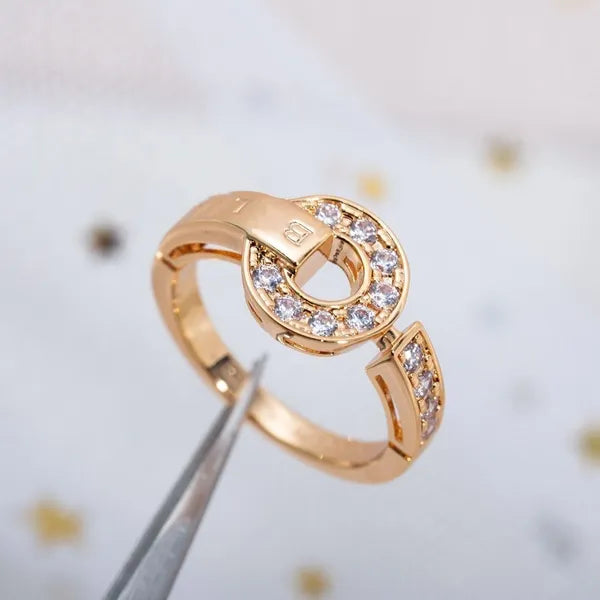 e091fbe82e7f399a designer ladies rope knot ring with diamonds fashion rings for women classic jewelry gold plated rose Party Birthday Gifts