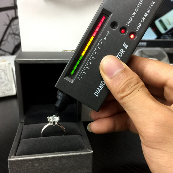 AEAW 1.0ct 3ct 5ct EF Round White Gold Plated Sier Moissanite Ring Diamond Test Passed Jewelry Woman Girlfriend Gift