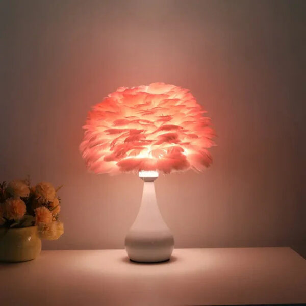 New Warm Light Table Lamp Nightlights Feather Lampshade Creative Wedding Home Bedroom Decor Birthday Gift