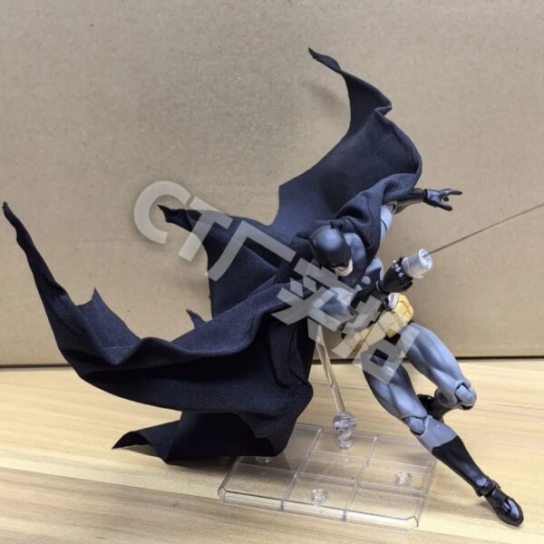 e84214b1c1eeea6a 2025 NEW CT Toys Batman Figure Batman Mafex 126 Action Figure DC Justice League Hush Figurine The Dark Knight Collection Kid Toy