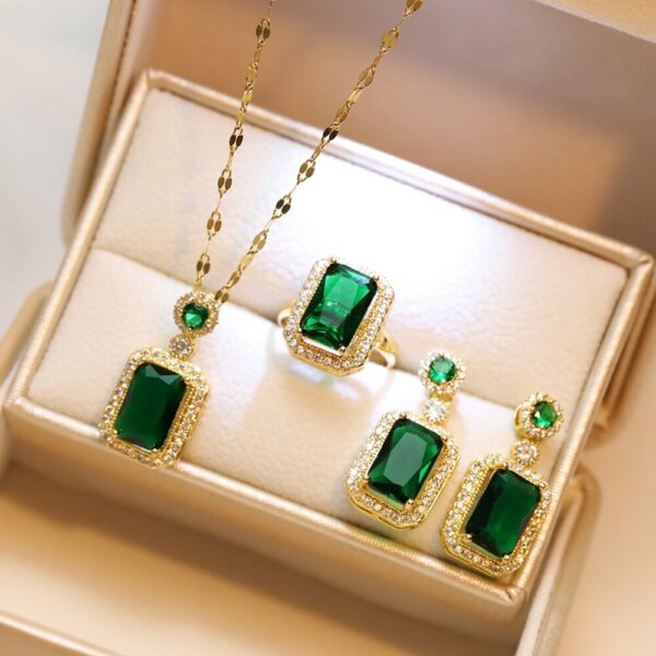 4PCS Sets Exquisite Quadrate Rhinestone Necklace Earrings Ring Set Charm Ladies Jewelry Fashion Bridal Gifts