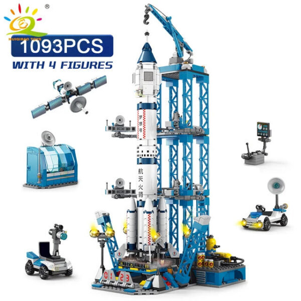 ee11de5b6ac02293 HUIQIBAO Space Aviation Manned Rocket Building Blocks With Astronaut Figure City Aerospace Model Bricks Children Toys for Kids