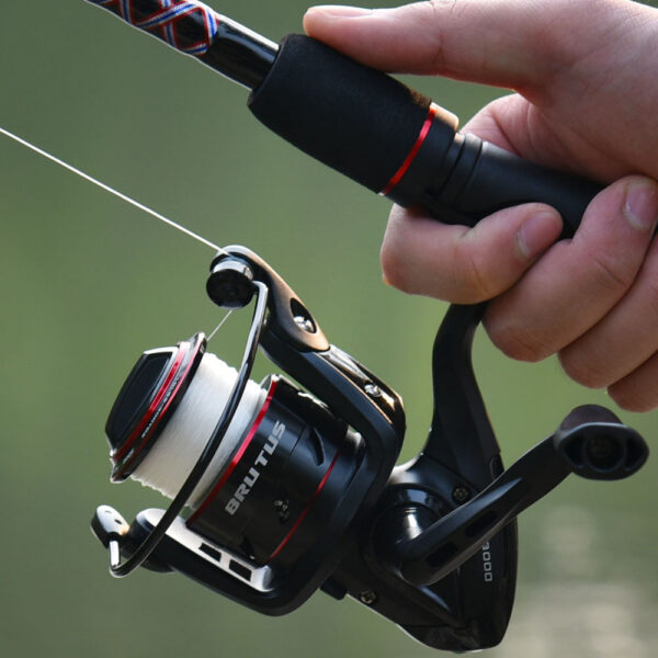 ee2e92dd752edf00 KastKing Brutus Super Light Spinning Reel 8KG Max Drag 5.2:1 Gear Ratio Freshwater Carp Fishing Coil