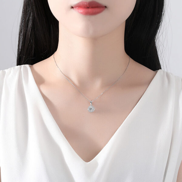 eecfb3641a5b343a CZCITY Moissanite Diamond Pendant Necklaces Round Classic Simple For Women Sterling Sier Chain Trending Iced 1CT