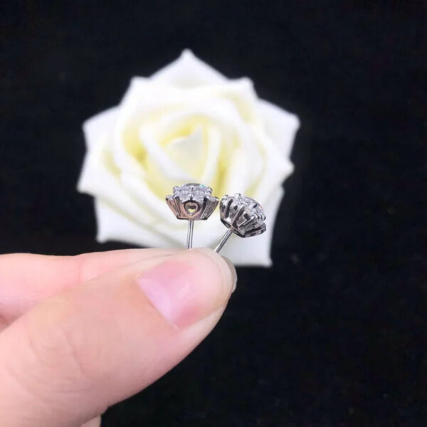 Solid 14K White Gold AU585 Platinum PT950 0.4 Carat Diamond Stud Earrings Moissanite Simple Atmosphere Earrings