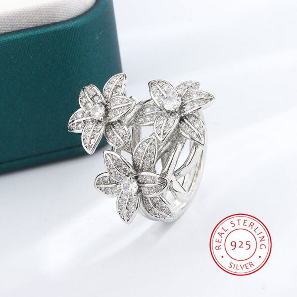 f37d6acce91ee5a9 2024 New High Pear Shaped Branch Zircon Stamp for Women's Fashion Flower Diamond Big Ring Party Birthday Gift