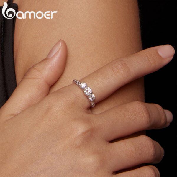 BAMOER 1.1CTTW Round Moissanite for Women, White Gold Plated D Color VVS1 Lab Diamond Sterling Sier Engagement Ring