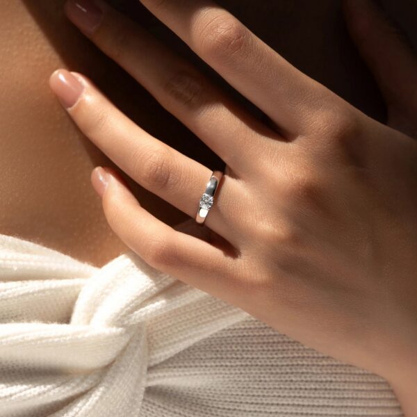 f687bf0570586341 MODIAN D Color Round Moissanite Rings 925 Sterling Silver Fashion Simple Ring For Women Wedding Statement Jewelry Gifts