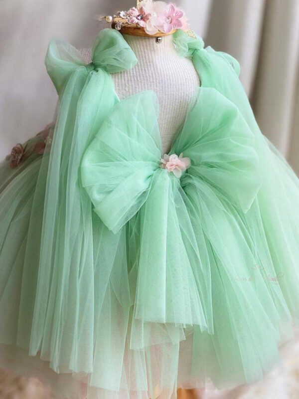 2024 New Children‘s Princess Evening Gown Sleeveless Pearls Appliques Design Wedding Birthday Baptism Party Girls Dresses A3650