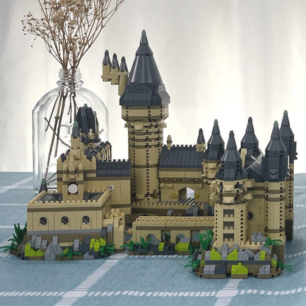 fac9049cb929fa1a Micro Building Blocks Hogwarts School Potter Castle Bricks Toys for Boys Girls Kids Adult Christmas Gifts DIY Toy 3000+Pcs